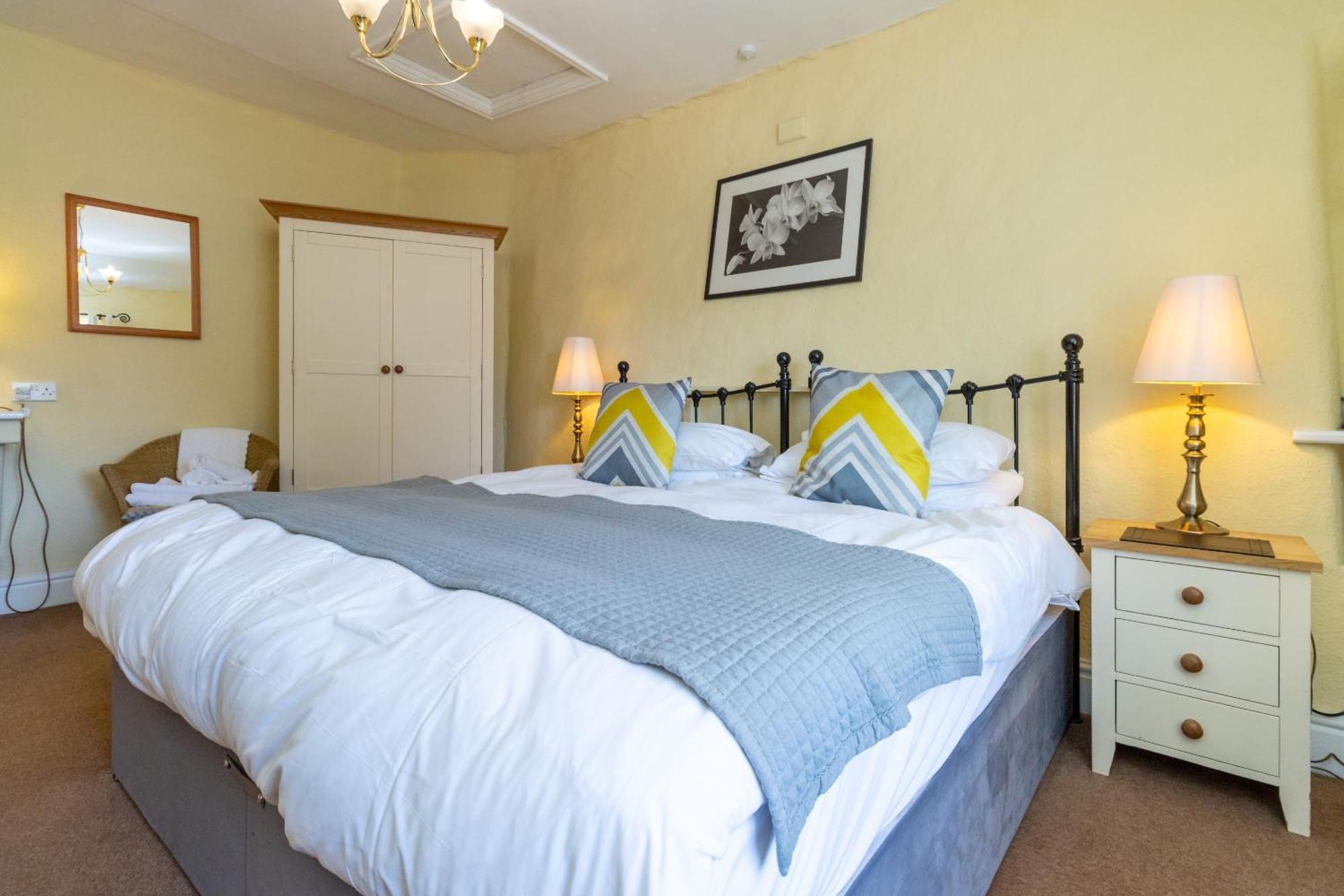 New Inn Crediton Phòng bức ảnh